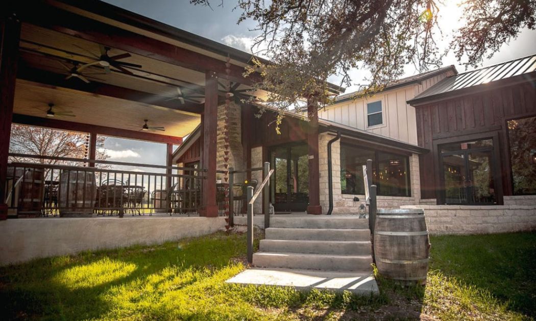 Airis'Ele Vineyards (Llano Estacado), Fredericksburg · Hwy 290