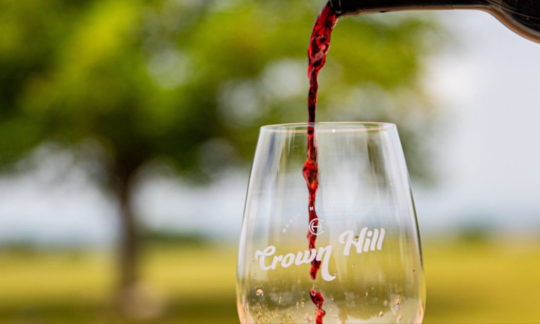 Crown Hill Winery, Stonewall